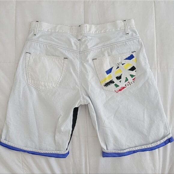 Men's Love Moschino shorts sz 34 - Picture 3 of 6
